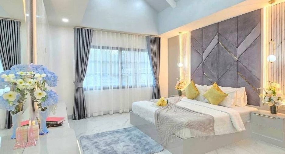 For sale 4 bedrooms condo in Bang Lamung, Chonburi