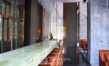 For rent 2 ベッドルーム condo in Huai Khwang, Bangkok