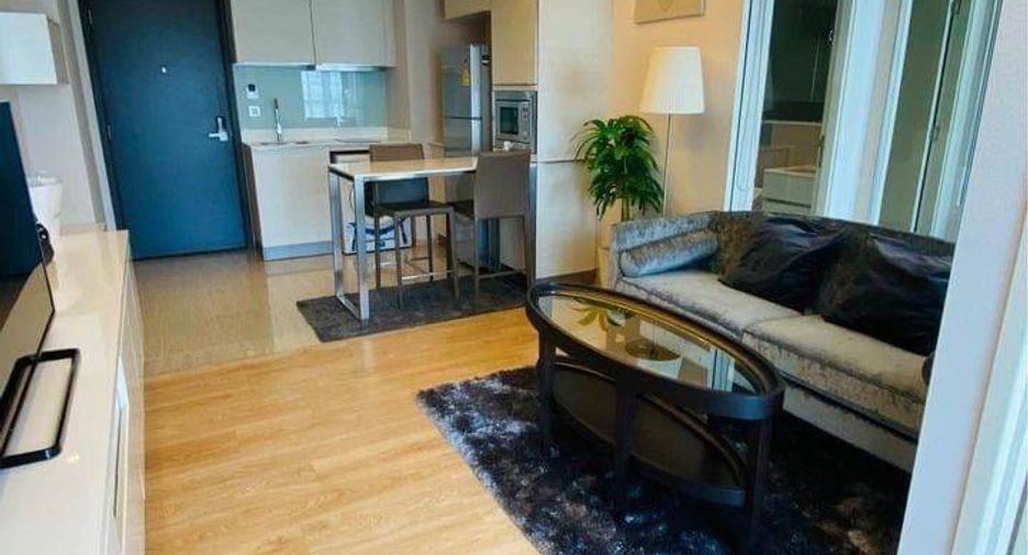 For rent 1 bed condo in Watthana, Bangkok