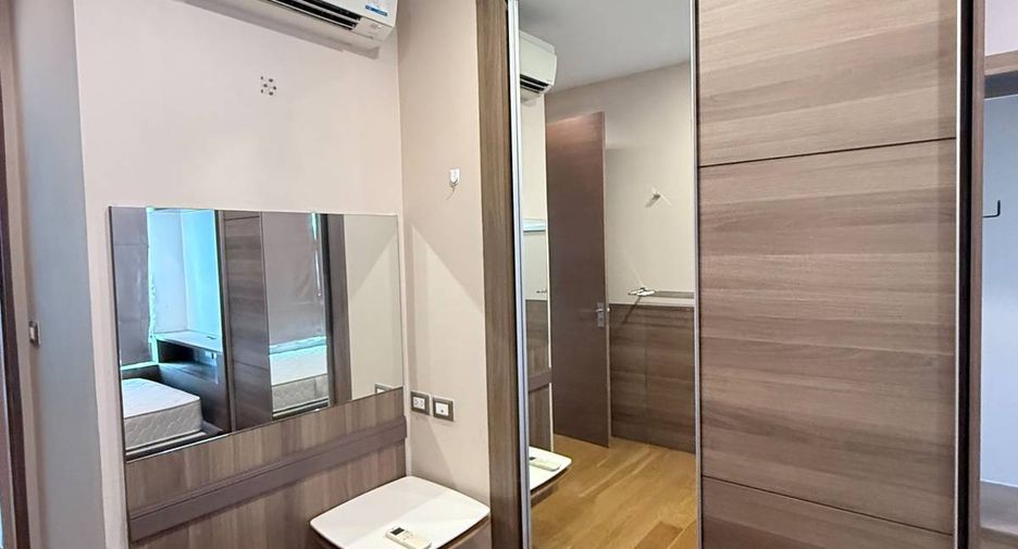 Condo en alquiler de 2 habitaciones en Sathon, Bangkok