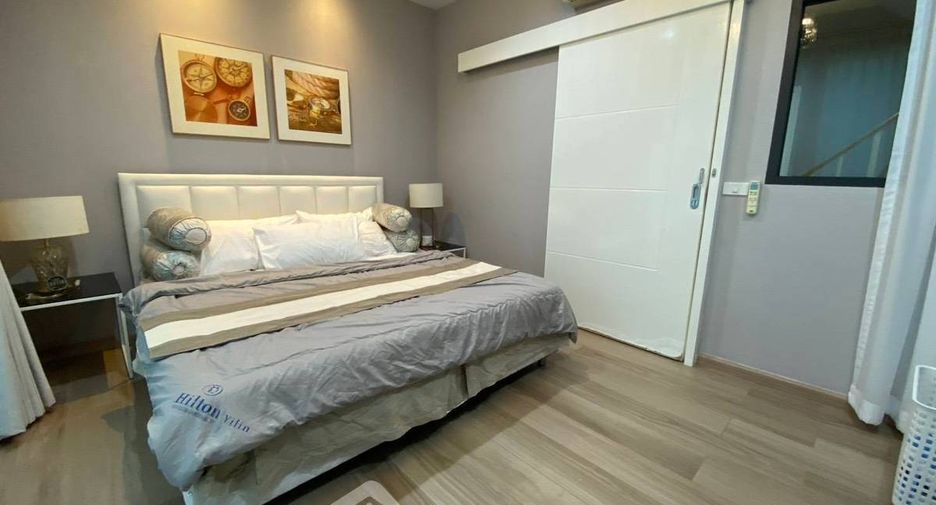 For rent 4 bedrooms townhouse in Prawet, Bangkok