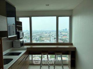 For rent 1 bed condo in Phaya Thai, Bangkok