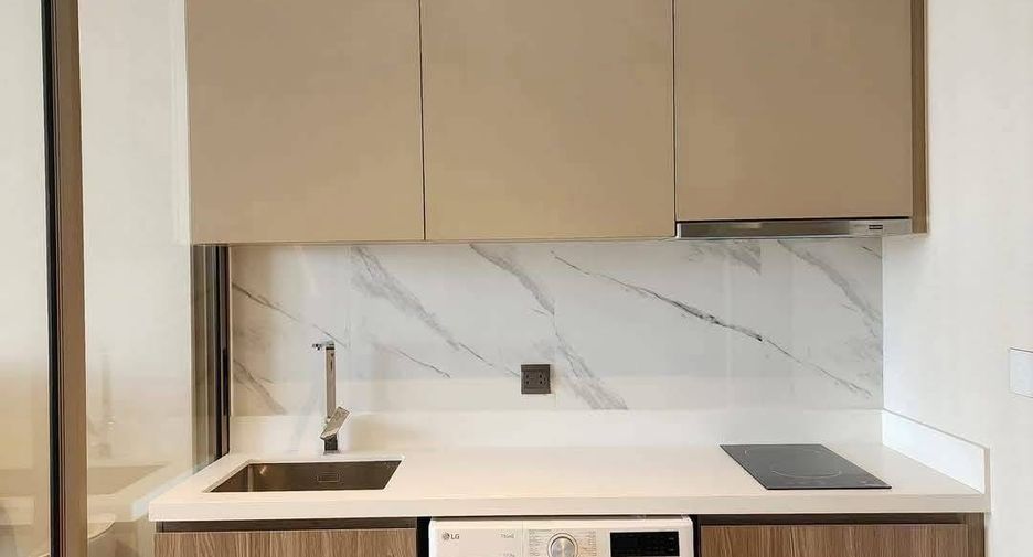 For rent 1 bed condo in Watthana, Bangkok