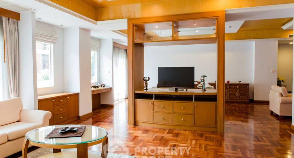 Apartment zur Miete mit 3 Zimmer in Watthana, Bangkok