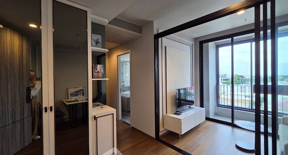 Condo en alquiler de 1 habitaciones en Khlong Toei, Bangkok