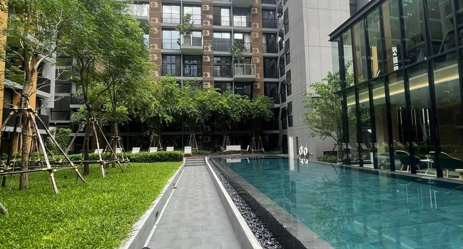 For rent 1 bed condo in Khlong Toei, Bangkok