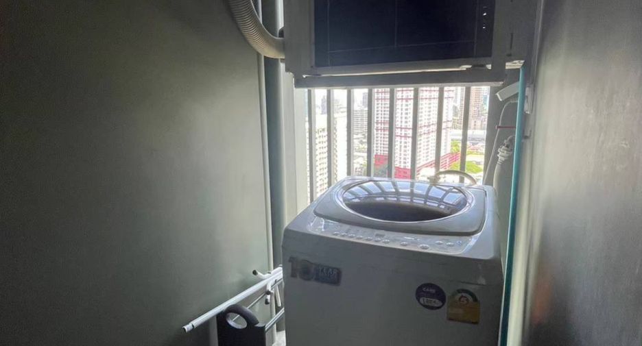 For rent 1 bed condo in Pathum Wan, Bangkok