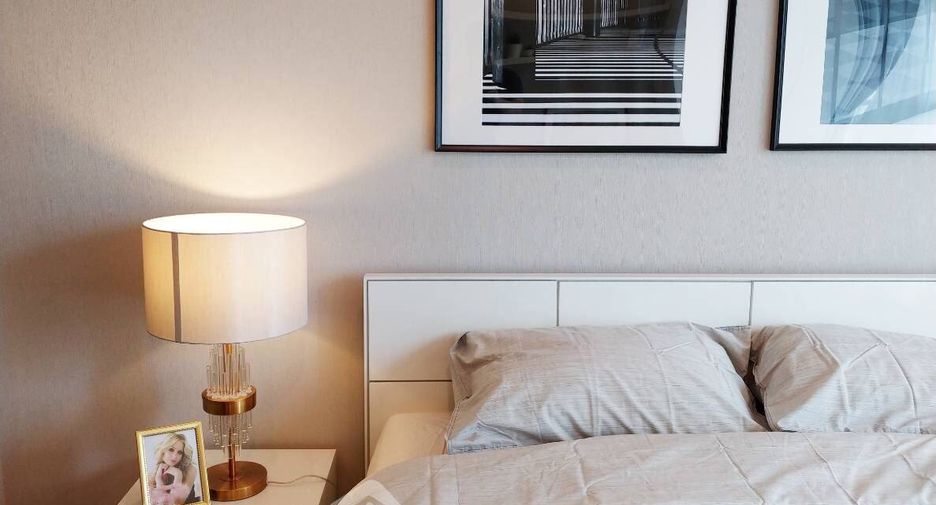 Wohnung zur Miete mit 2 Zimmer in Pathum Wan, Bangkok