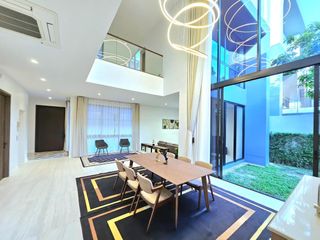 For sale 4 bedrooms house in Bang Kapi, Bangkok