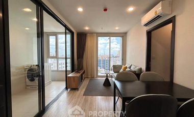 Condo en alquiler de 2 habitaciones en Huai Khwang, Bangkok