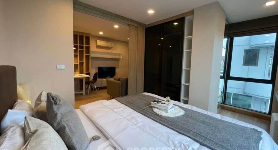 For rent 1 bed condo in Watthana, Bangkok