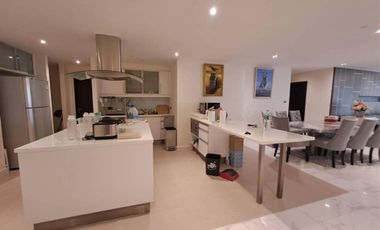 À louer 3 chambres condo 