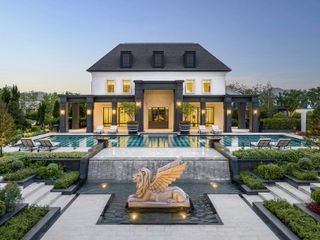 For sale 4 ベッドルーム house in Phasi Charoen, Bangkok