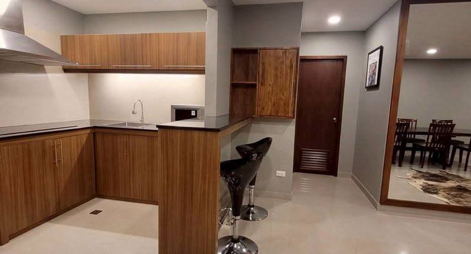 Condo en alquiler y en venta de 2 habitaciones en Watthana, Bangkok