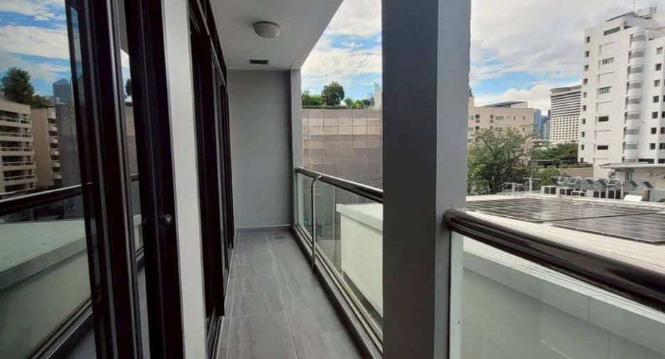 Condo en alquiler y en venta de 2 habitaciones en Watthana, Bangkok
