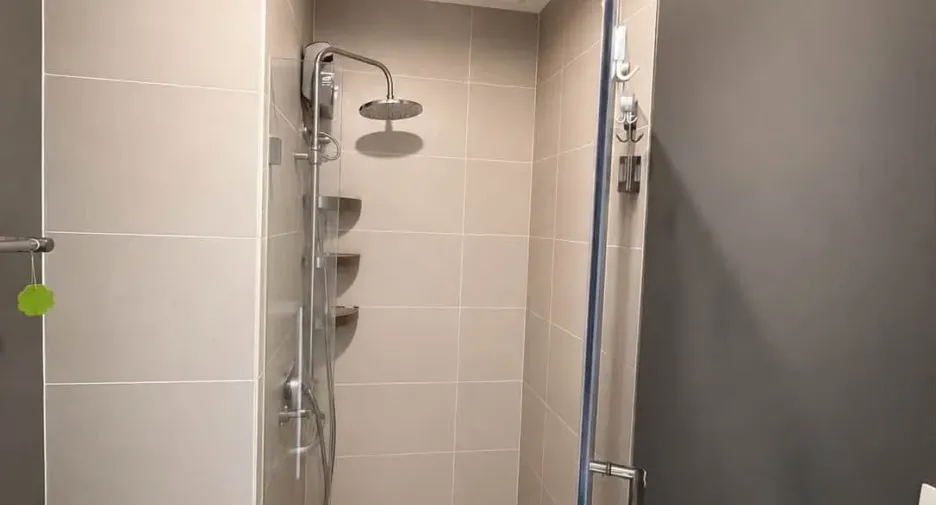 For rent 1 bed condo in Phaya Thai, Bangkok