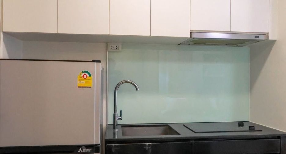 For sale 1 Beds condo in Phaya Thai, Bangkok