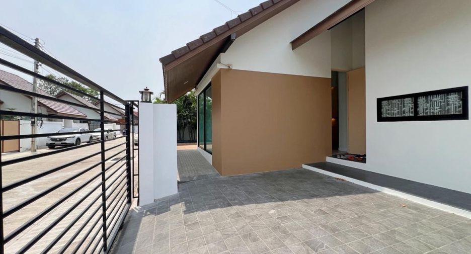 For rent 2 ベッドルーム house in Huay Yai, Pattaya