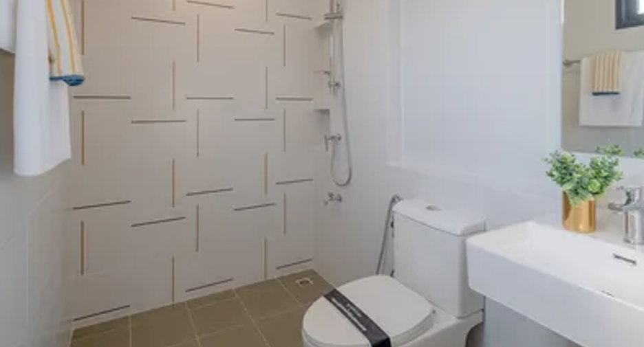 Casa adosada en venta de 2 habitaciones en Bang Phli, Samut Prakan
