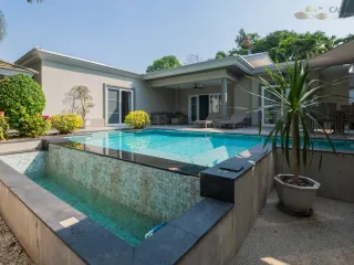 À vendre 3 chambres villa à Bang Lamung, Chonburi