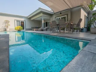 À vendre 3 chambres villa à Bang Lamung, Chonburi