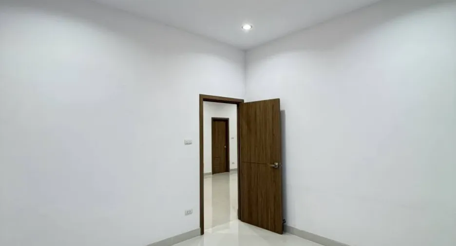 À vendre 3 chambres villa à Huay Yai, Pattaya