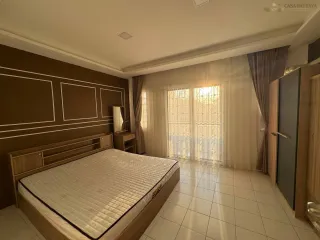 À louer 2 chambres maison de ville à Bang Lamung, Chonburi