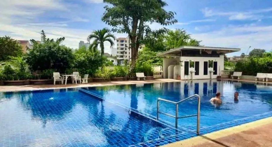 For sale 1 bed condo in Mueang Samut Prakan, Samut Prakan