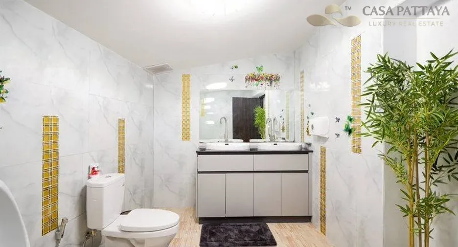For sale 7 ベッドルーム villa in Jomtien, Pattaya