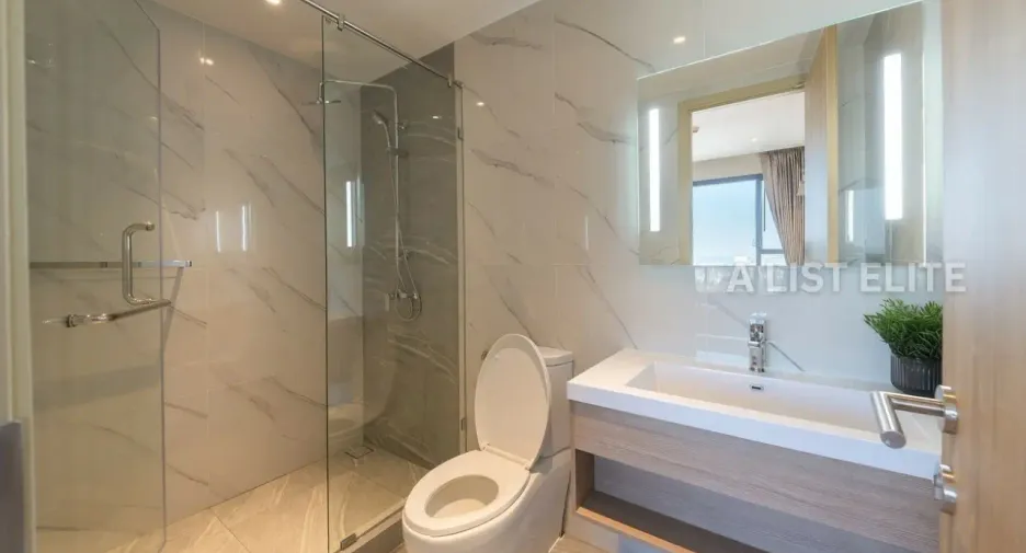For sale 2 bedrooms condo in Bang Lamung, Chonburi