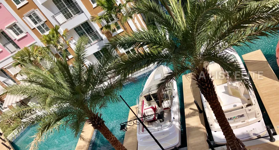 Condo en venta de 3 habitaciones en Jomtien, Pattaya