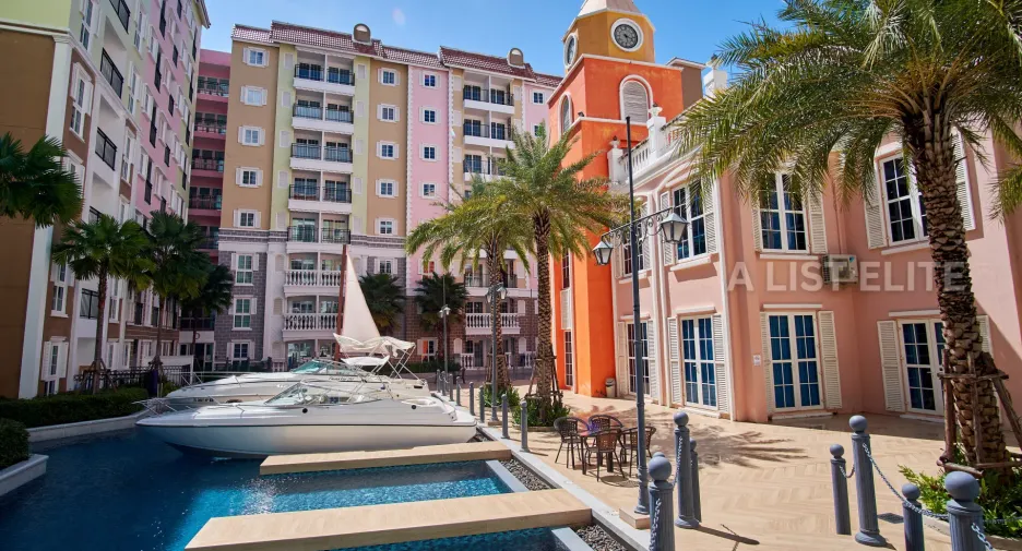 Condo en venta de 3 habitaciones en Jomtien, Pattaya