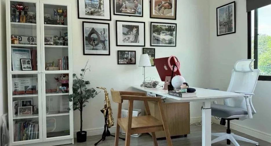 Casa en venta y en alquiler de 4 habitaciones en Bangkok Noi, Bangkok