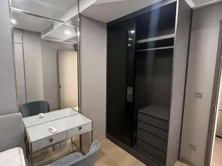 Wohnung zur Miete mit 2 Zimmer in Bang Rak, Bangkok