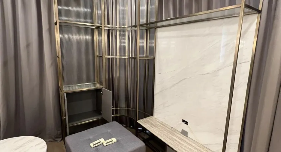 Wohnung zur Miete mit 2 Zimmer in Bang Rak, Bangkok
