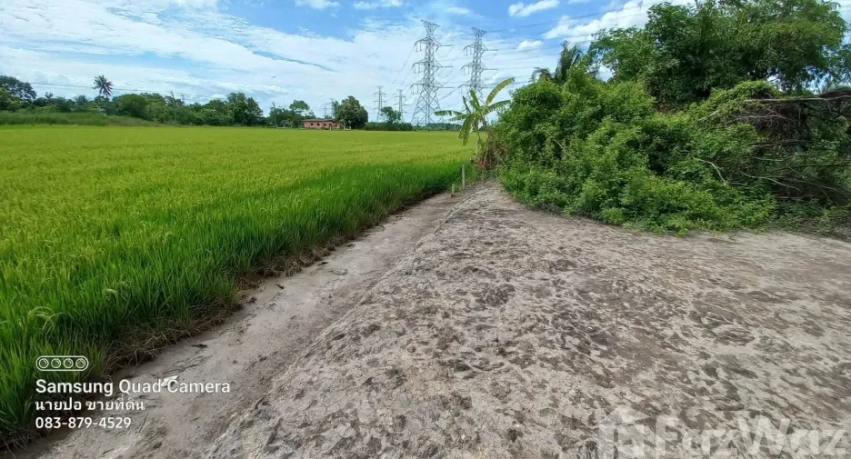 À vendre terrain à Sai Noi, Nonthaburi