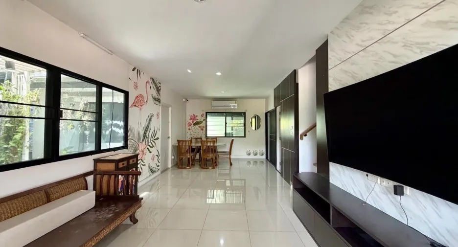 ให้เช่า 5 ห้องนอน บ้านเดี่ยว ใน ลำลูกกา, ปทุมธานี