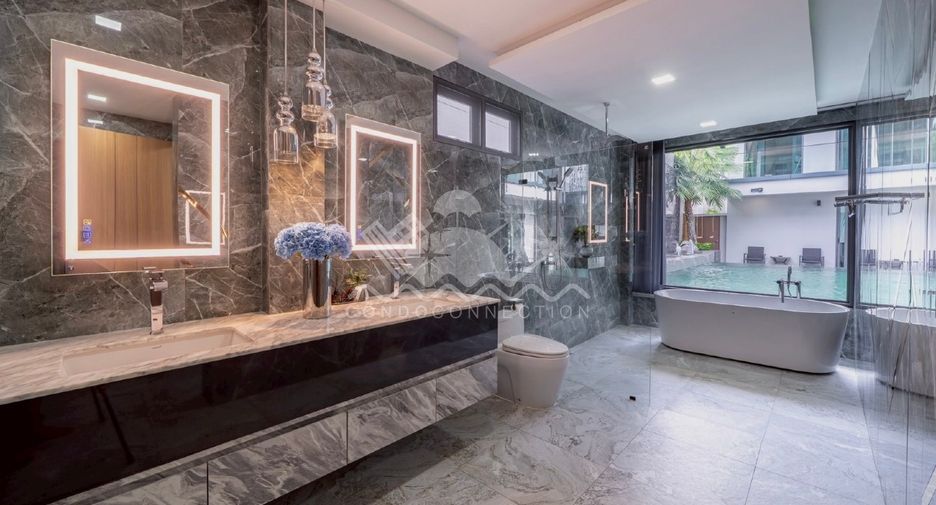 For sale 6 bedrooms house in Bang Lamung, Chonburi