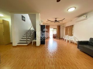 For rent そして for sale 4 ベッドルーム house in Bang Lamung, Chonburi