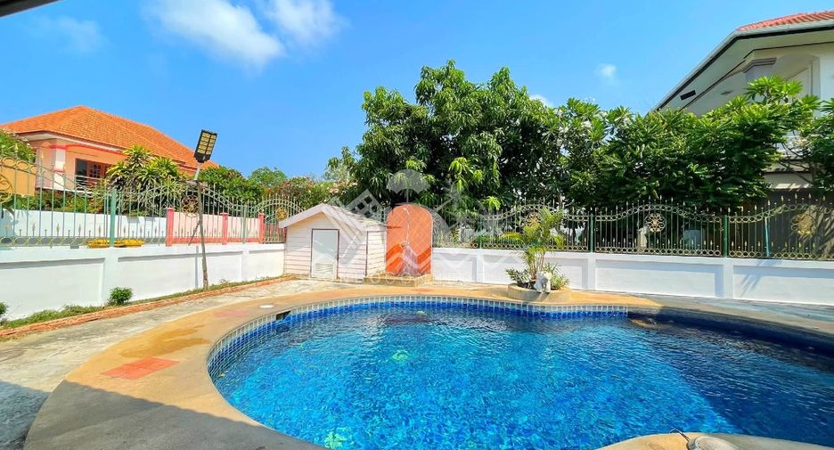 For sale and for rent 4 bedrooms house in Bang Lamung, Chonburi