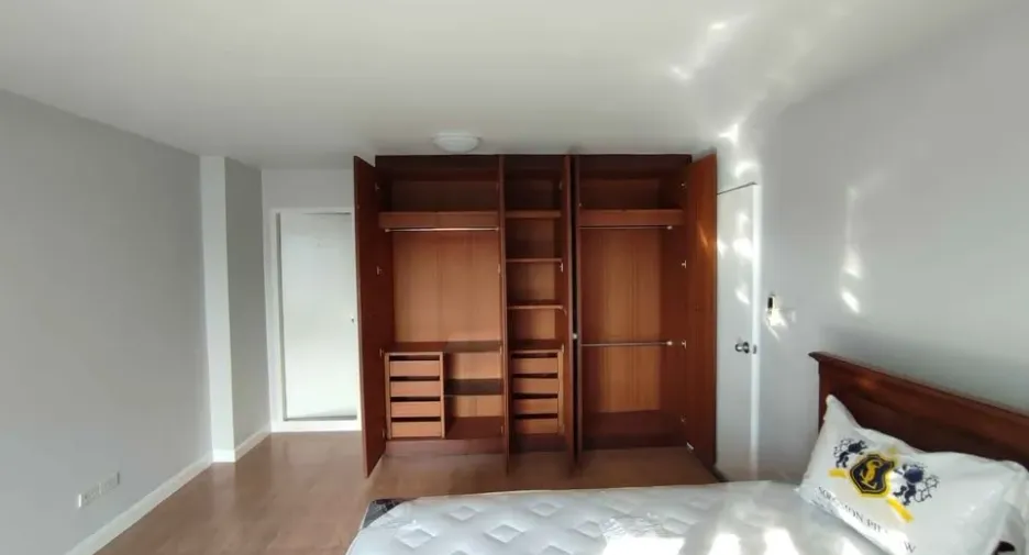 For sale 2 bedrooms condo in Yan Nawa, Bangkok