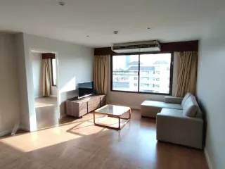 À vendre 2 chambres condo à Yan Nawa, Bangkok