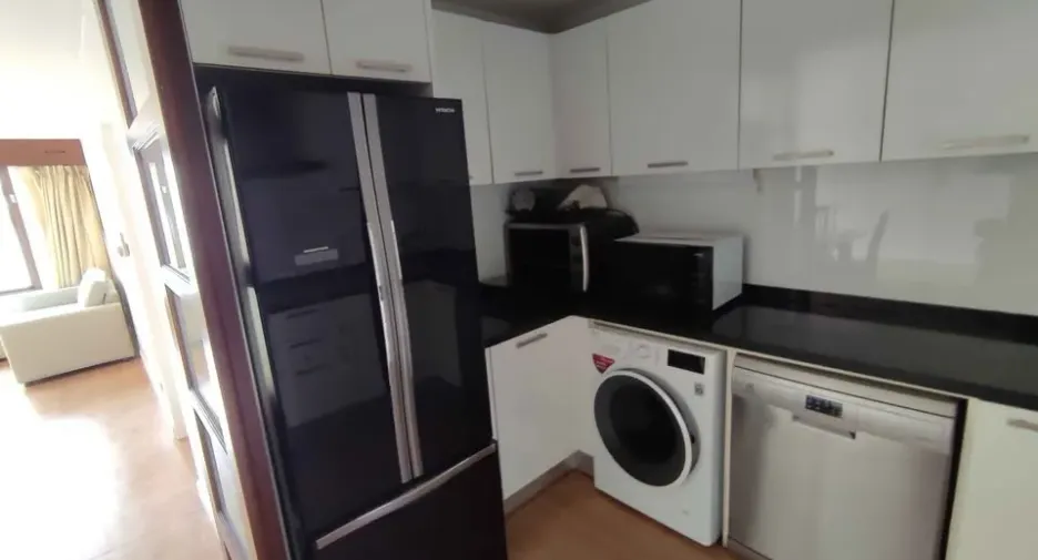 For sale 2 bedrooms condo in Yan Nawa, Bangkok