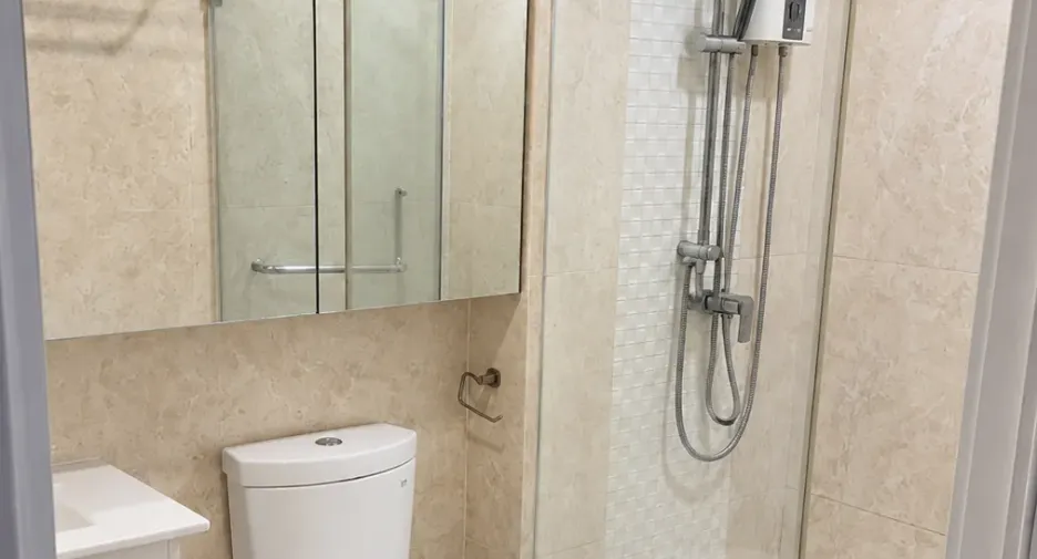 For sale studio condo in Phra Khanong, Bangkok