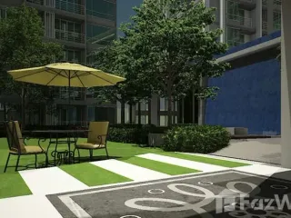 Продажа 1 кровать кондо в Пхра Кханонг, Бангкок