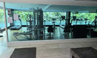 For sale 1 Beds condo in Phra Khanong, Bangkok