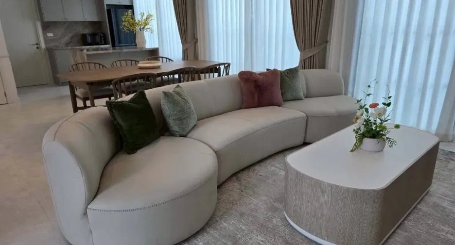 Casa en alquiler de 5 habitaciones en Saphan Sung, Bangkok
