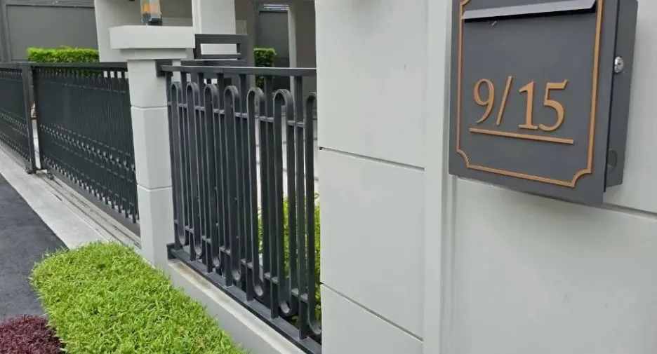 Casa en alquiler de 5 habitaciones en Saphan Sung, Bangkok
