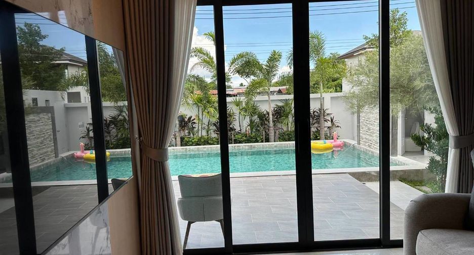 For sale 4 bedrooms house in Bang Lamung, Chonburi