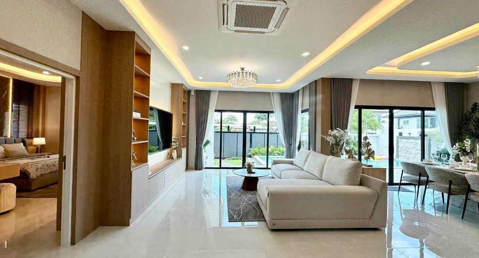 For sale 4 bedrooms house in Bang Lamung, Chonburi